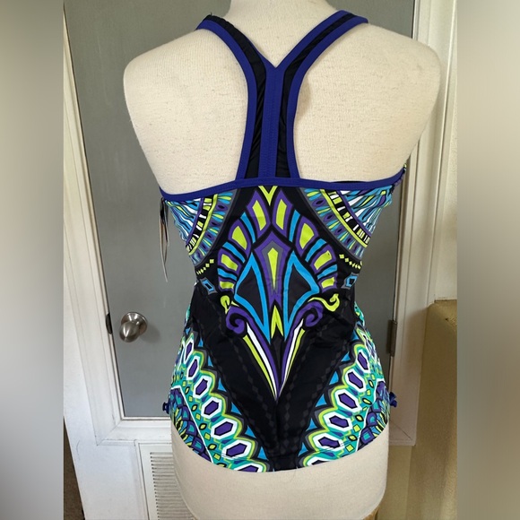 Athleta Rapanui tankini top - Picture 3 of 6